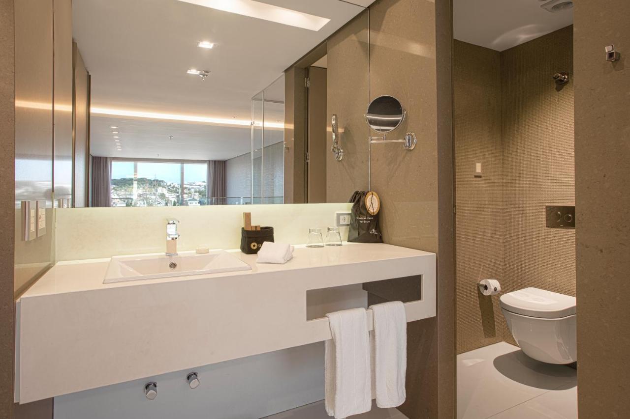 Suryaa Hotel Pinhais, Curio Collection By Hilton Ngoại thất bức ảnh