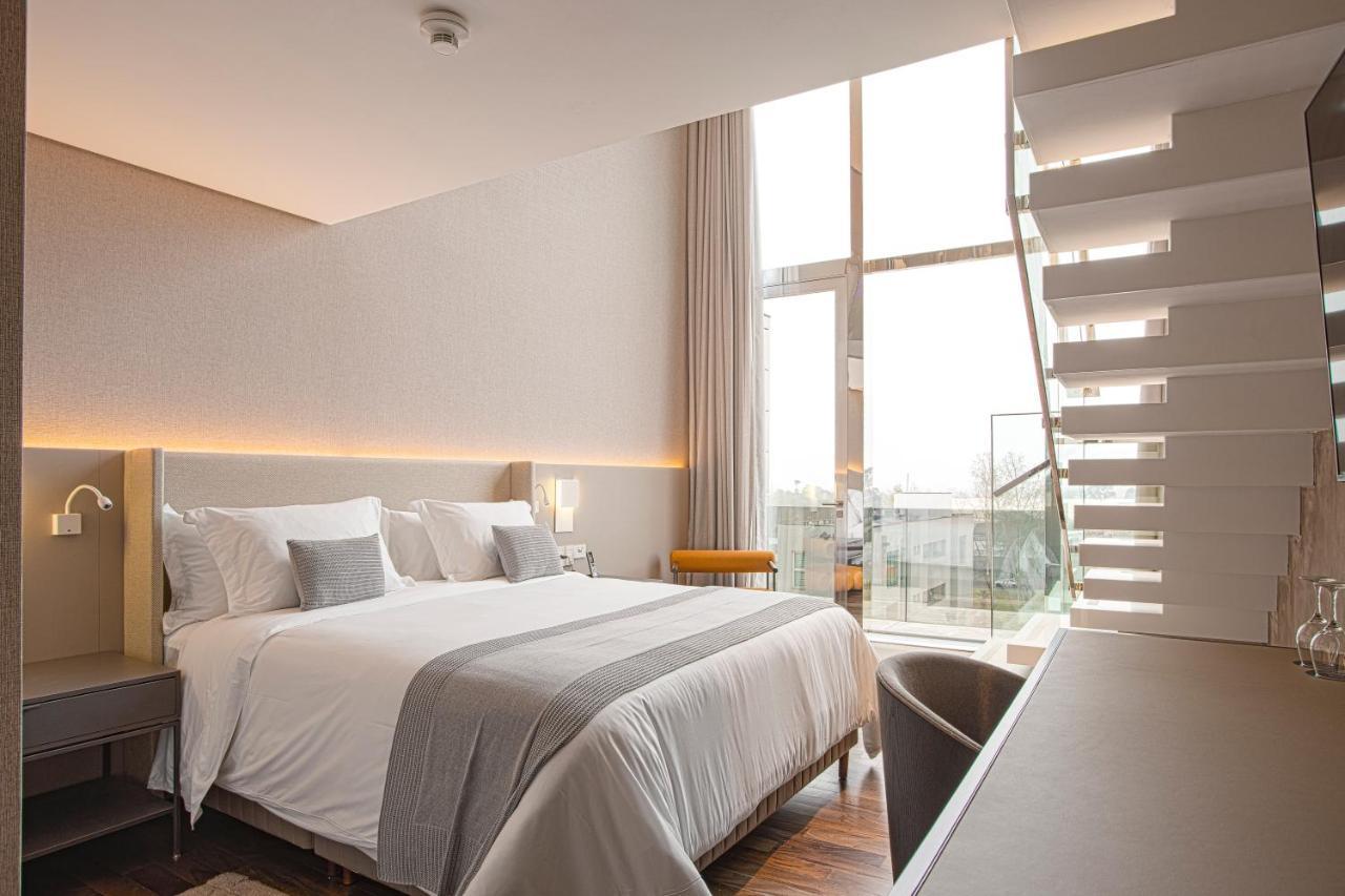 Suryaa Hotel Pinhais, Curio Collection By Hilton Ngoại thất bức ảnh