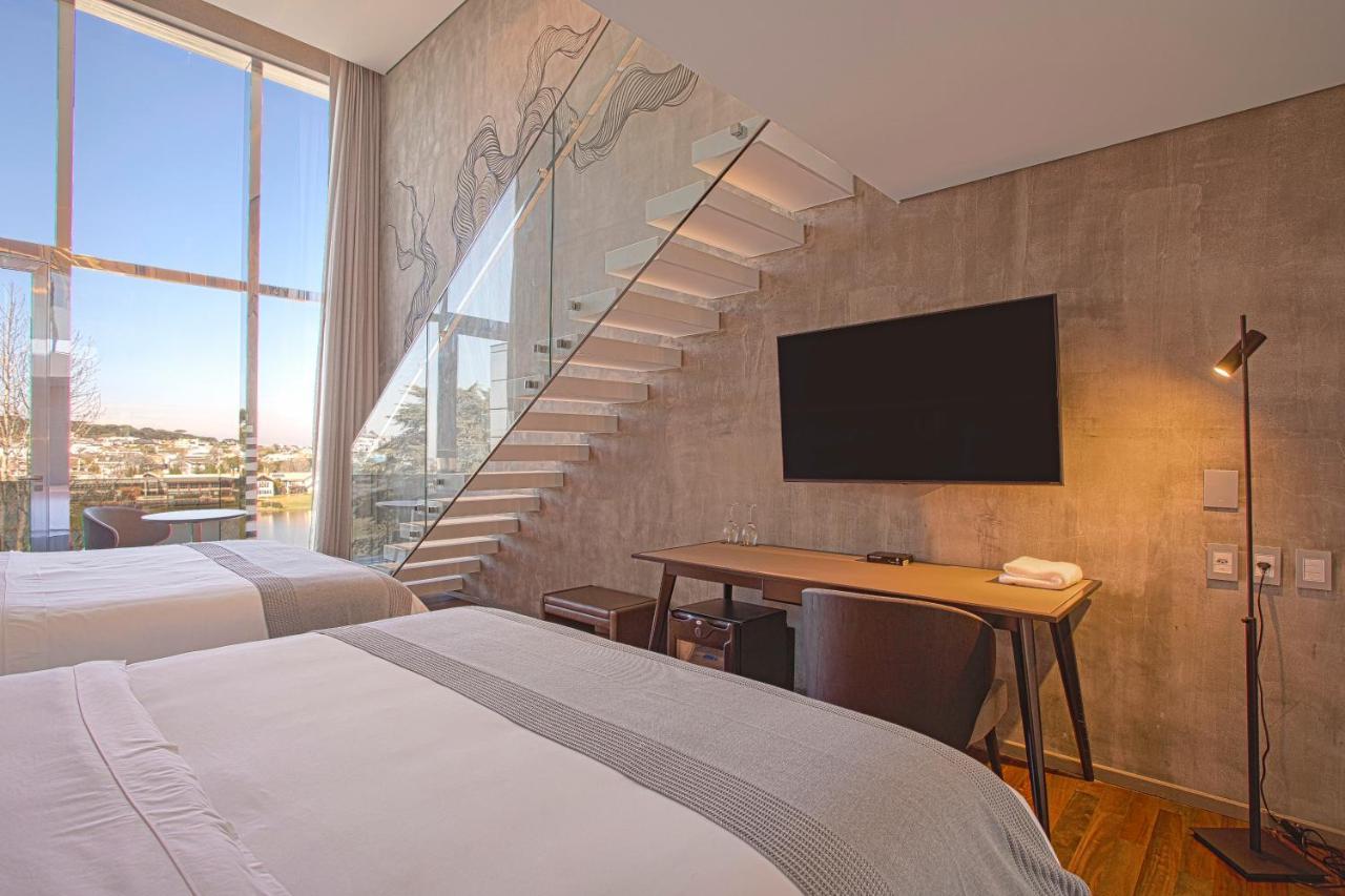 Suryaa Hotel Pinhais, Curio Collection By Hilton Ngoại thất bức ảnh